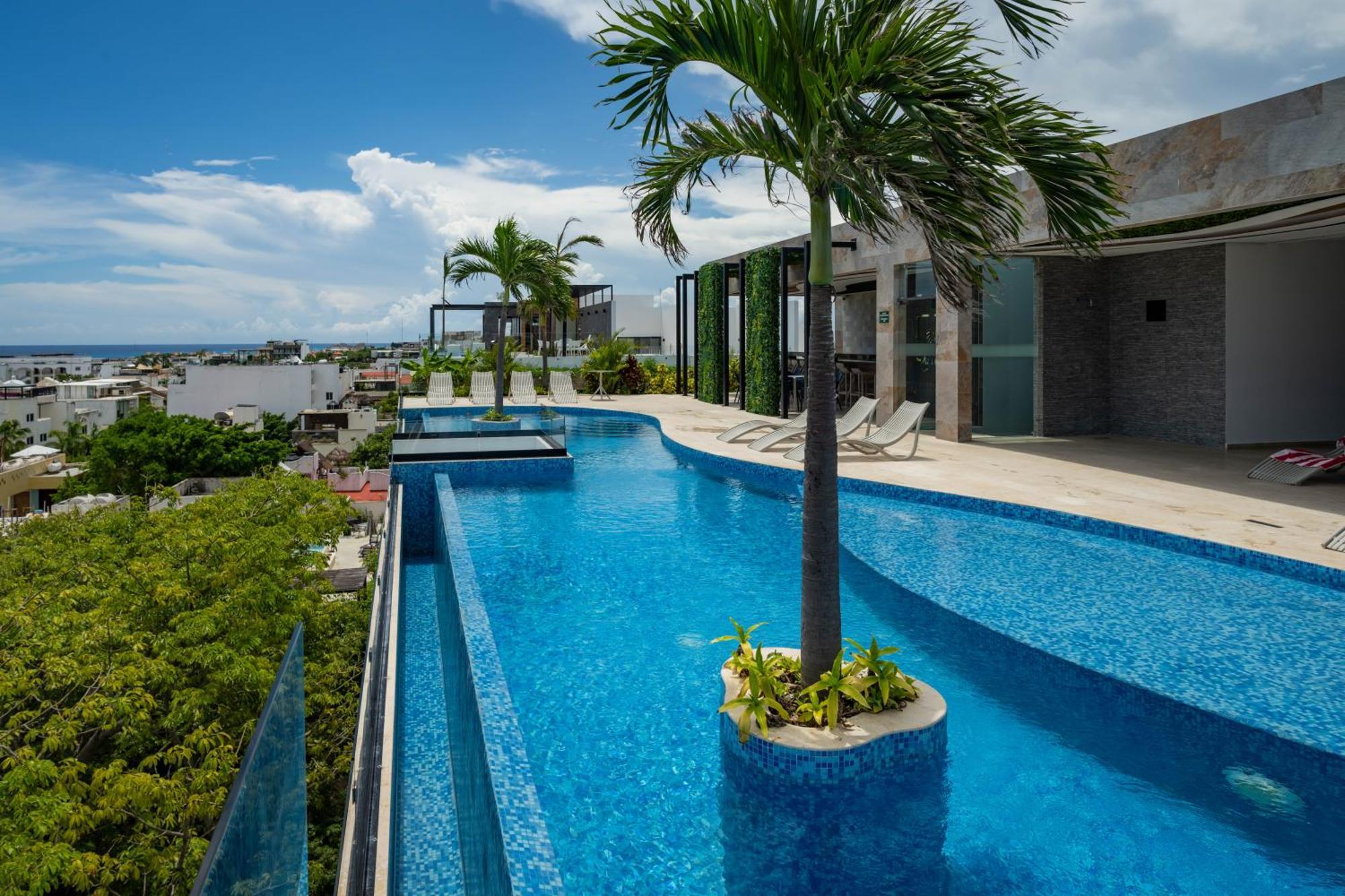 Menesse Liltowm Rooftop Con Vista Al Mar